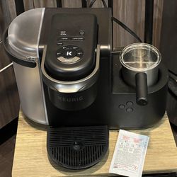 Keurig K-cup Coffee Machine With Milk Frother And Cleaning