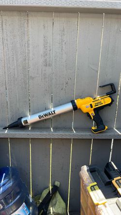 20V Dewalt adhesive gun