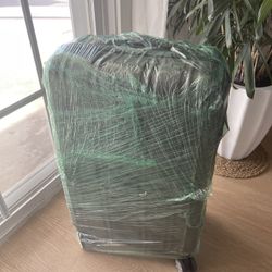 W15” x. H23” TRAVEL LUGGAGE with TSA APPROVED COMBO LOCK.