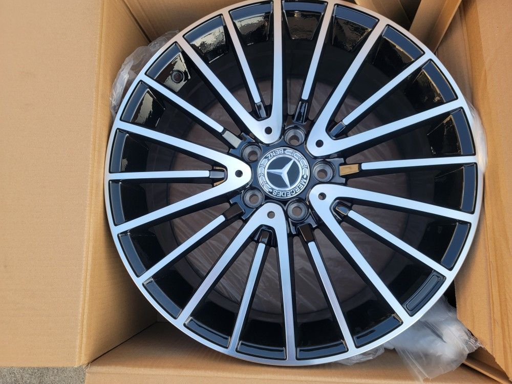 20"new Staggerd Wheels & New Tires For MERCEDES BENZ S550