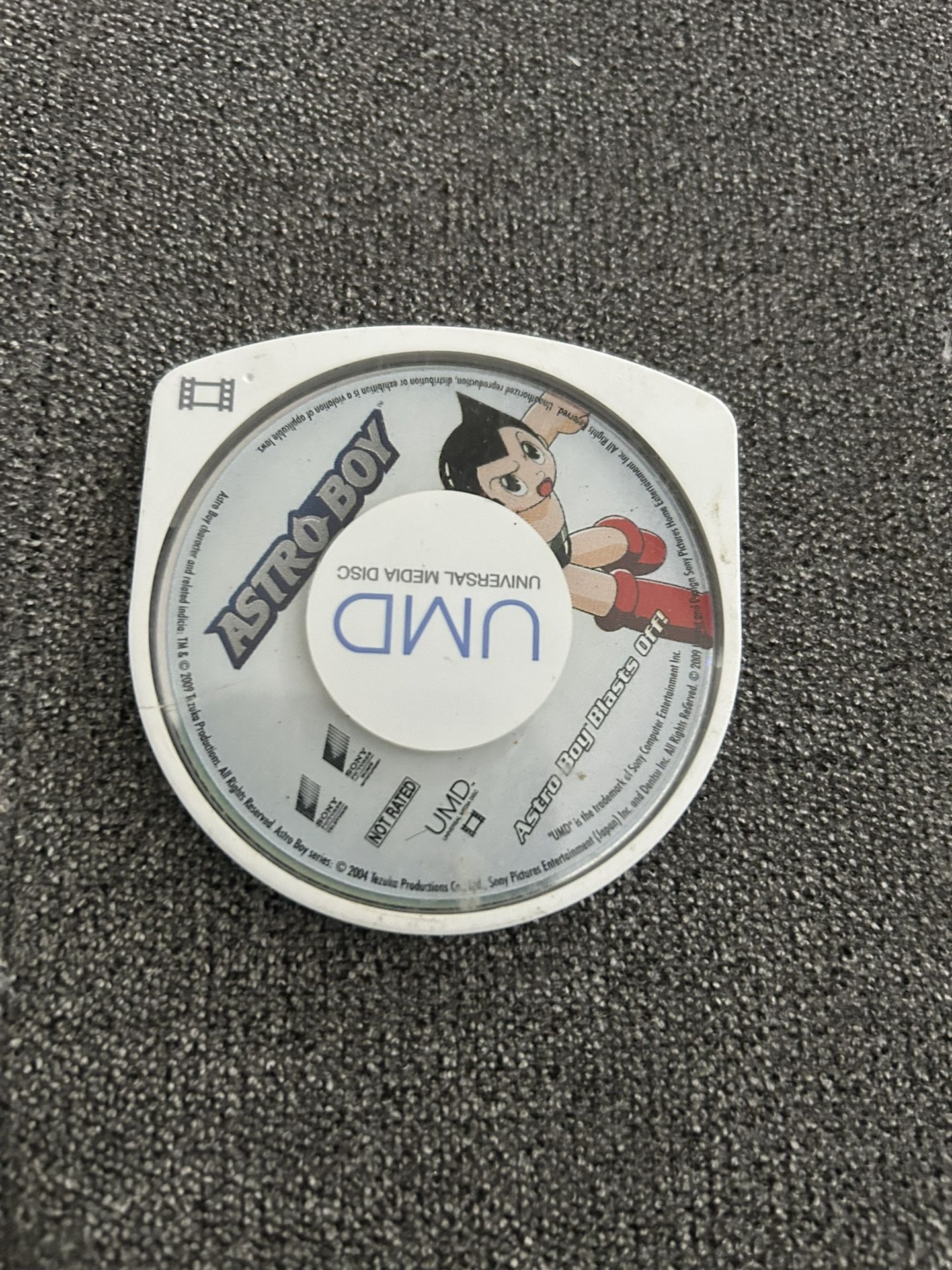 Astro Boy: Blasts Off! (movie/animated feature) Sony PSP UMD Disc