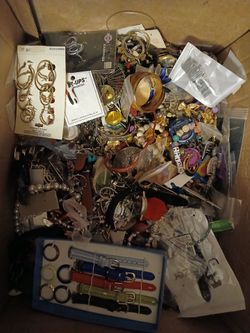 Jewelry lot