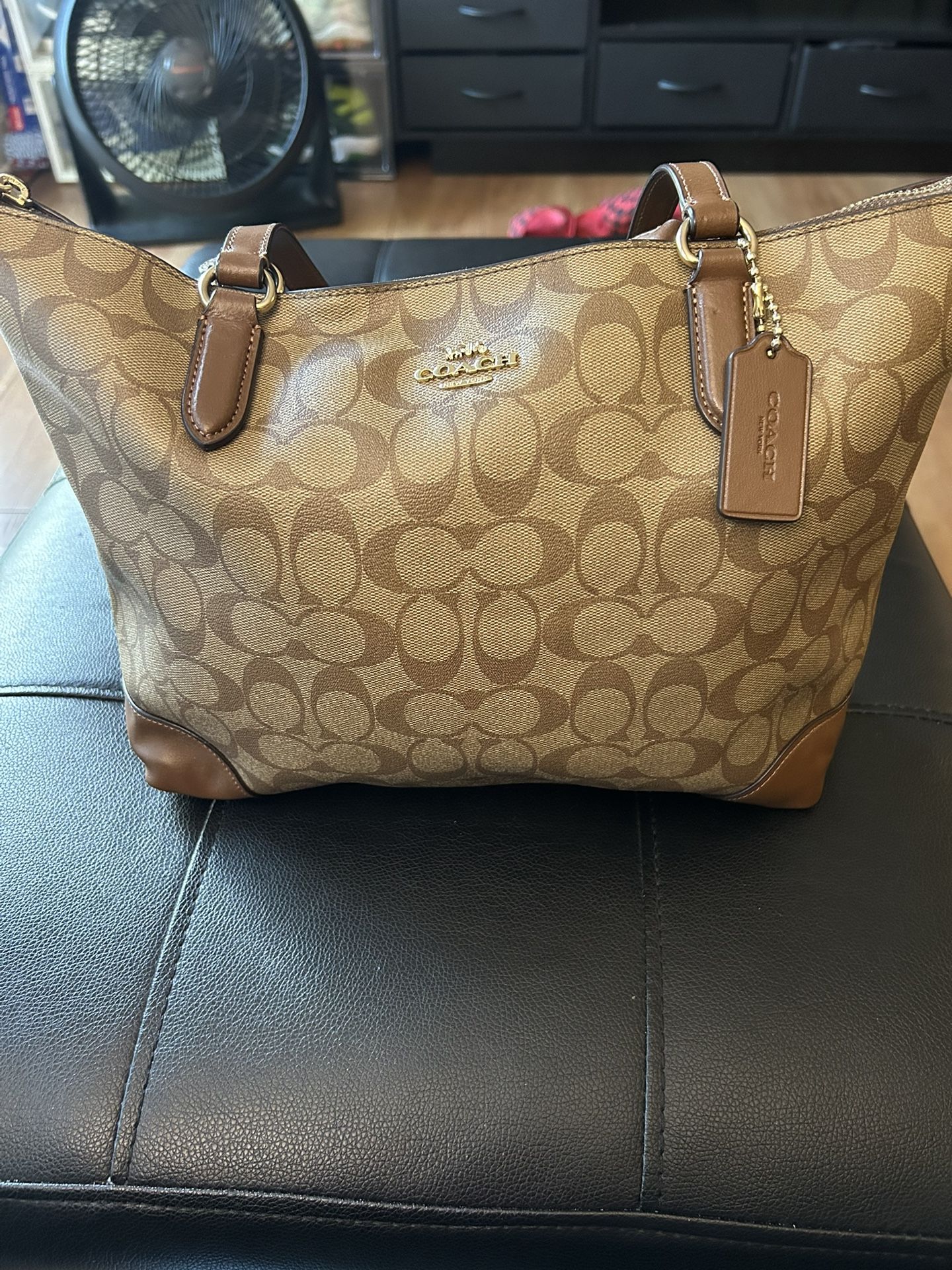 COACH TOTE BAG