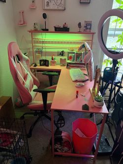 pink desk and chair for sale barely used.