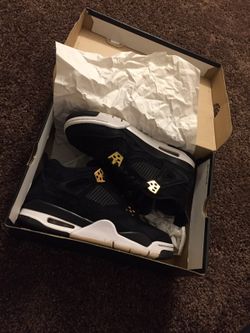 Jordan Royalty 4's Size 7 Men $95
