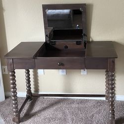 Vanity And Storage Chest