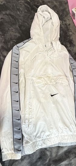 Nike pull over 