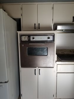 GE (General Electric) Old School Oven