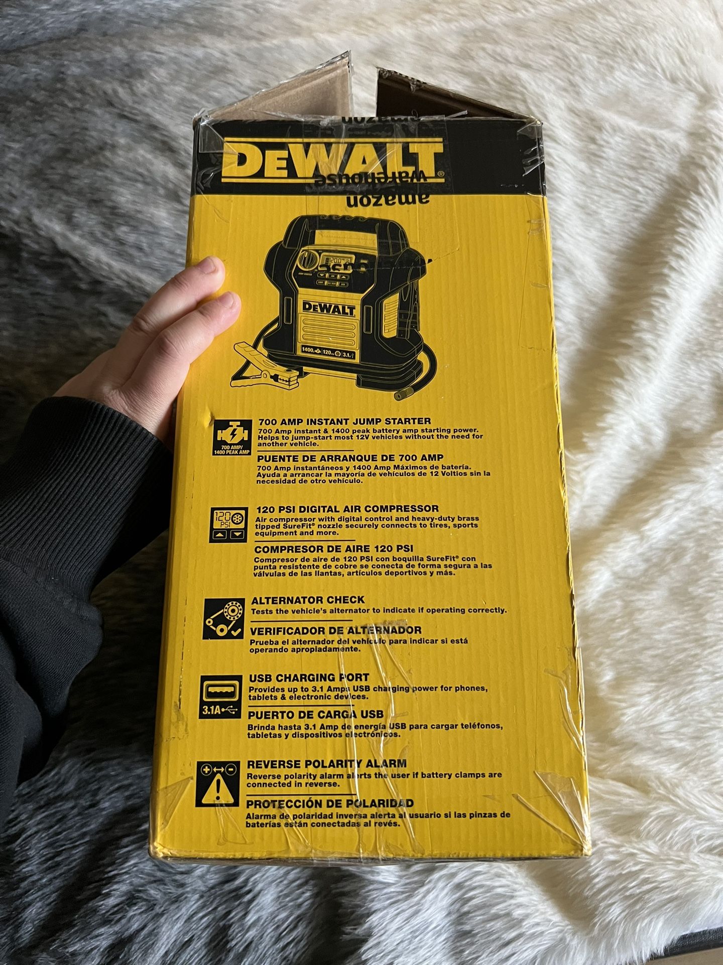 DEWALT DXAEJ14 Digital Portable Power Station Jump Starter 1400 Peak