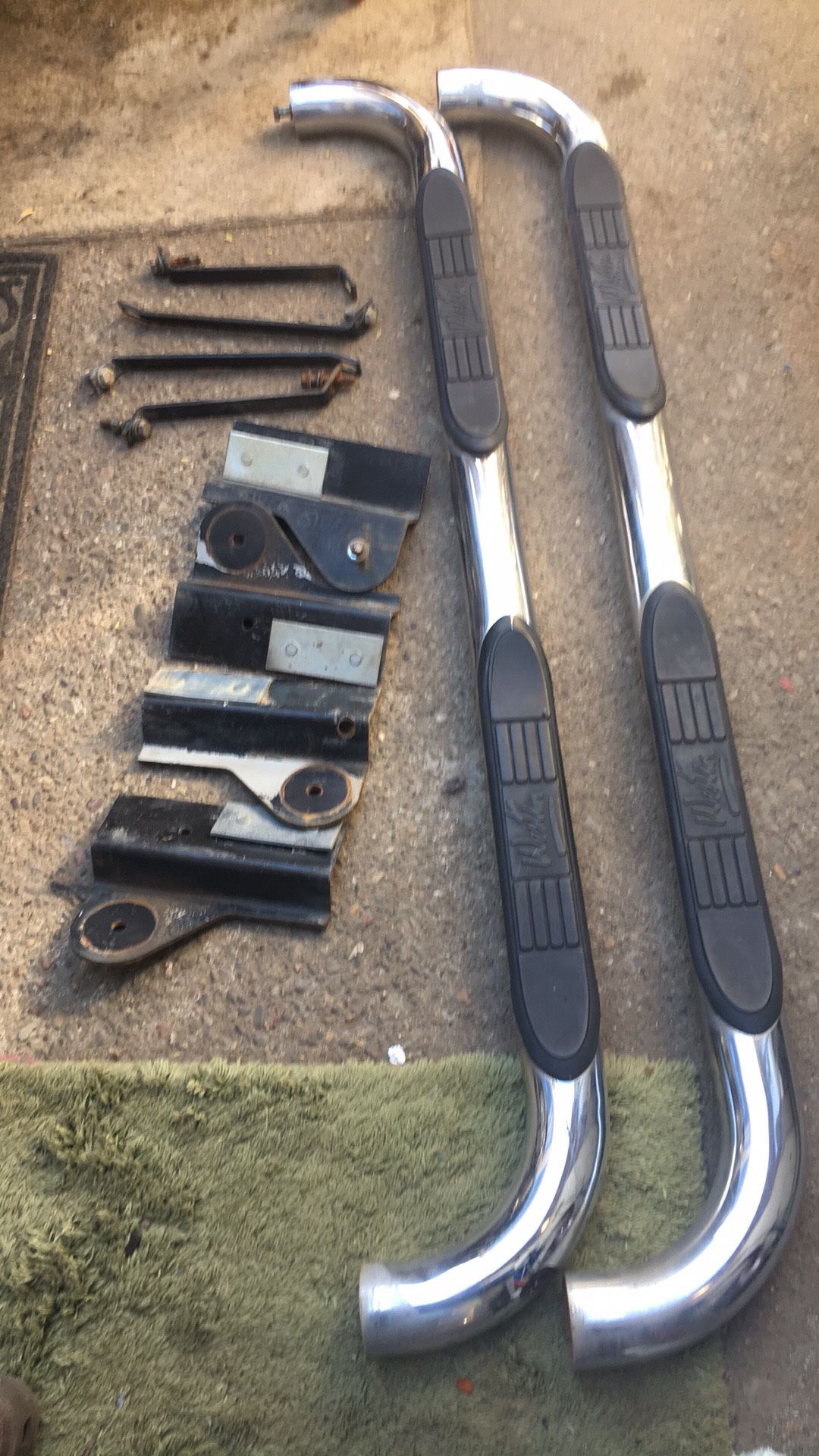 Westin Chrome Step Bars For Truck/SUV/Raised Vehicle