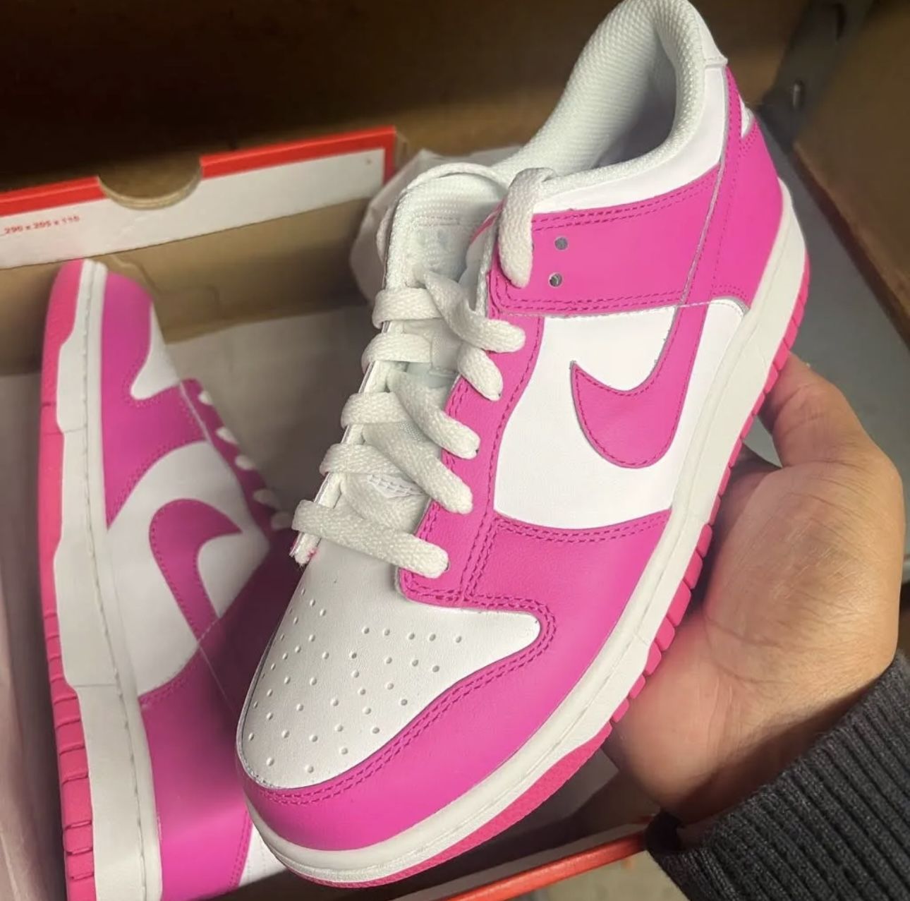 Nike Dunk Low Laser Fuchsia (GS) Size 5Y/6.5W