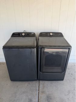 Washer and gas dryer