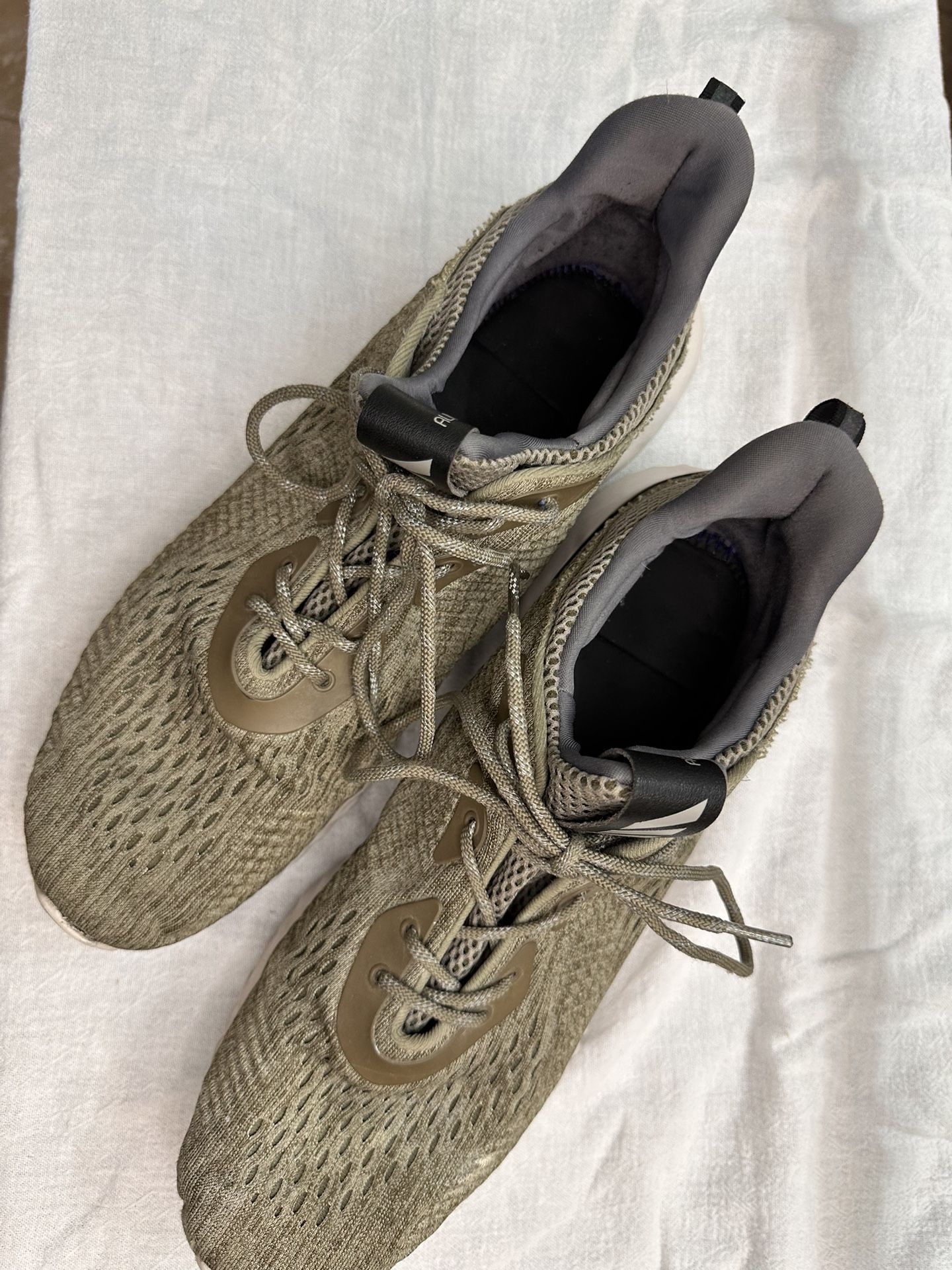 Adidas Men’s Alpha Bounce Sneakers