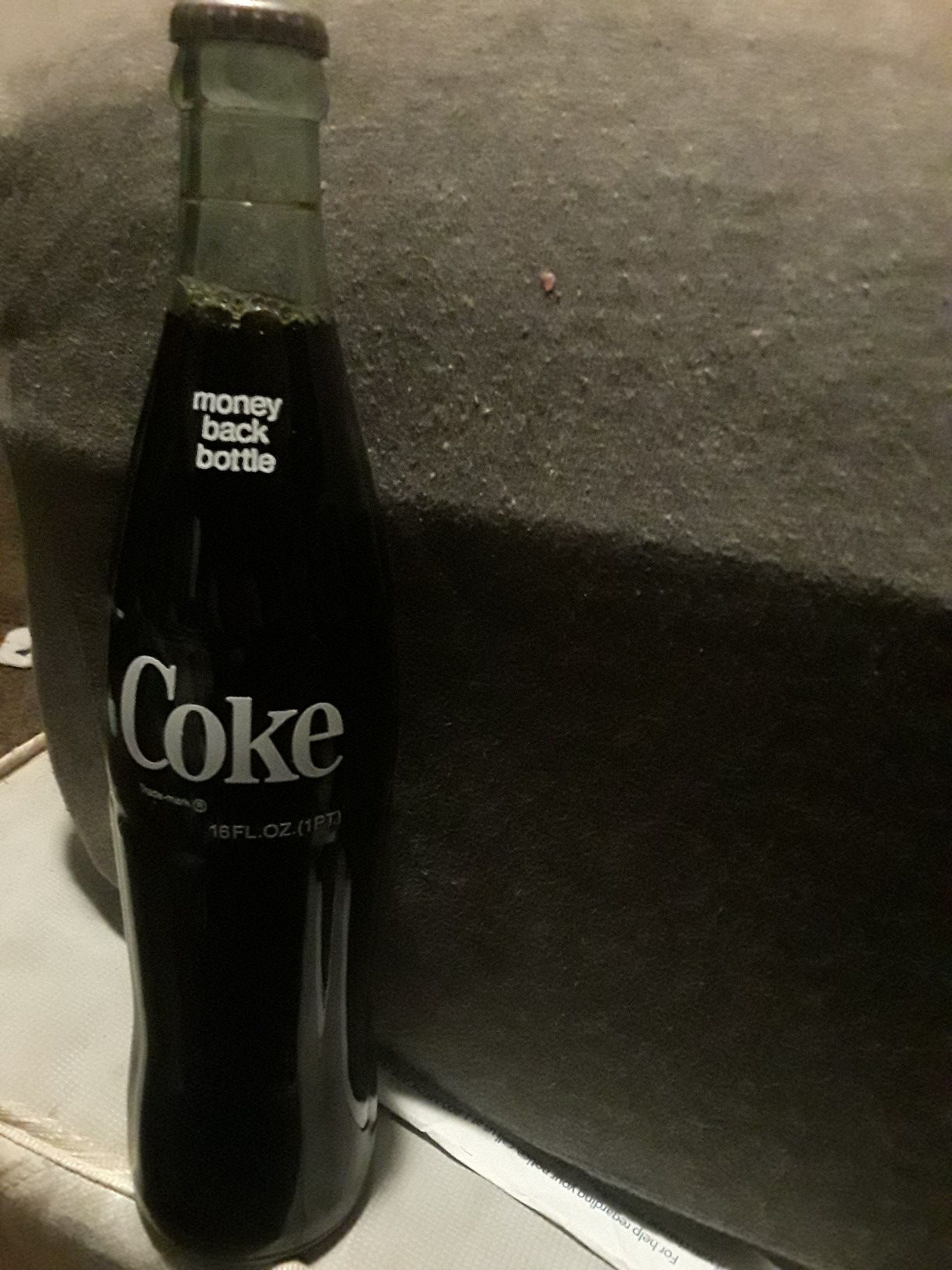 Vintage unopened coca cola bottle 5$ per bottle 20$ six pack. All unopened