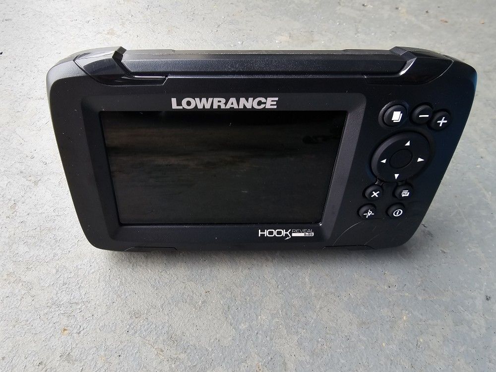 2023 Lowrance Hook5