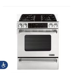 Jenn-Air Stove Has Range/Oven 30" Slide In stove 4 burner