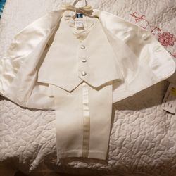 1 St Communion / Baptism/Christening at Formal Kid's 5 Pieces Suit  Different Sizes 