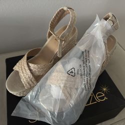 Shoedazzle Women Wedges