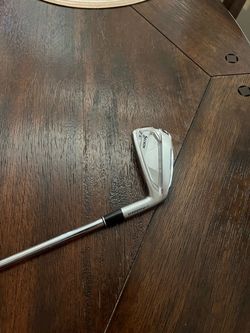 Srixon zxi4 iron