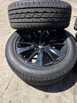 ORIGINAL 19" TOYOTA RAV-4/SIENNA Wheels With tires