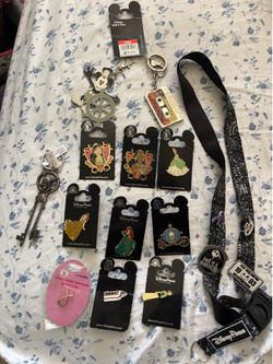 Disney pins