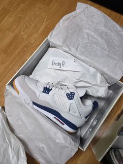 Jordan 4 SB Navy