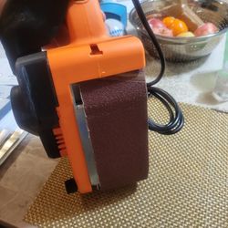 BELT SANDER