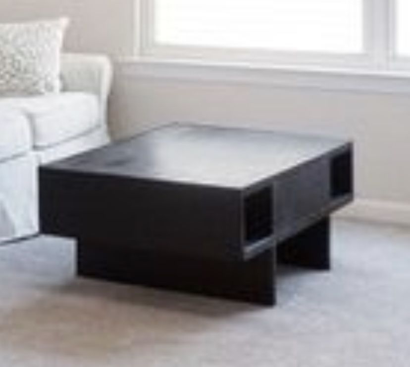 Pottery barn coffee table