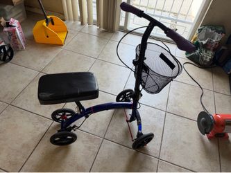 Knee scooter