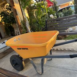 TRUE TEMPER Dual Wheel Wheelbarrow