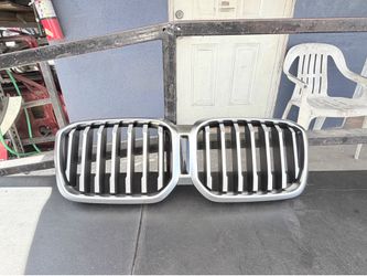 2022-2024 bmw X3 grill Oem