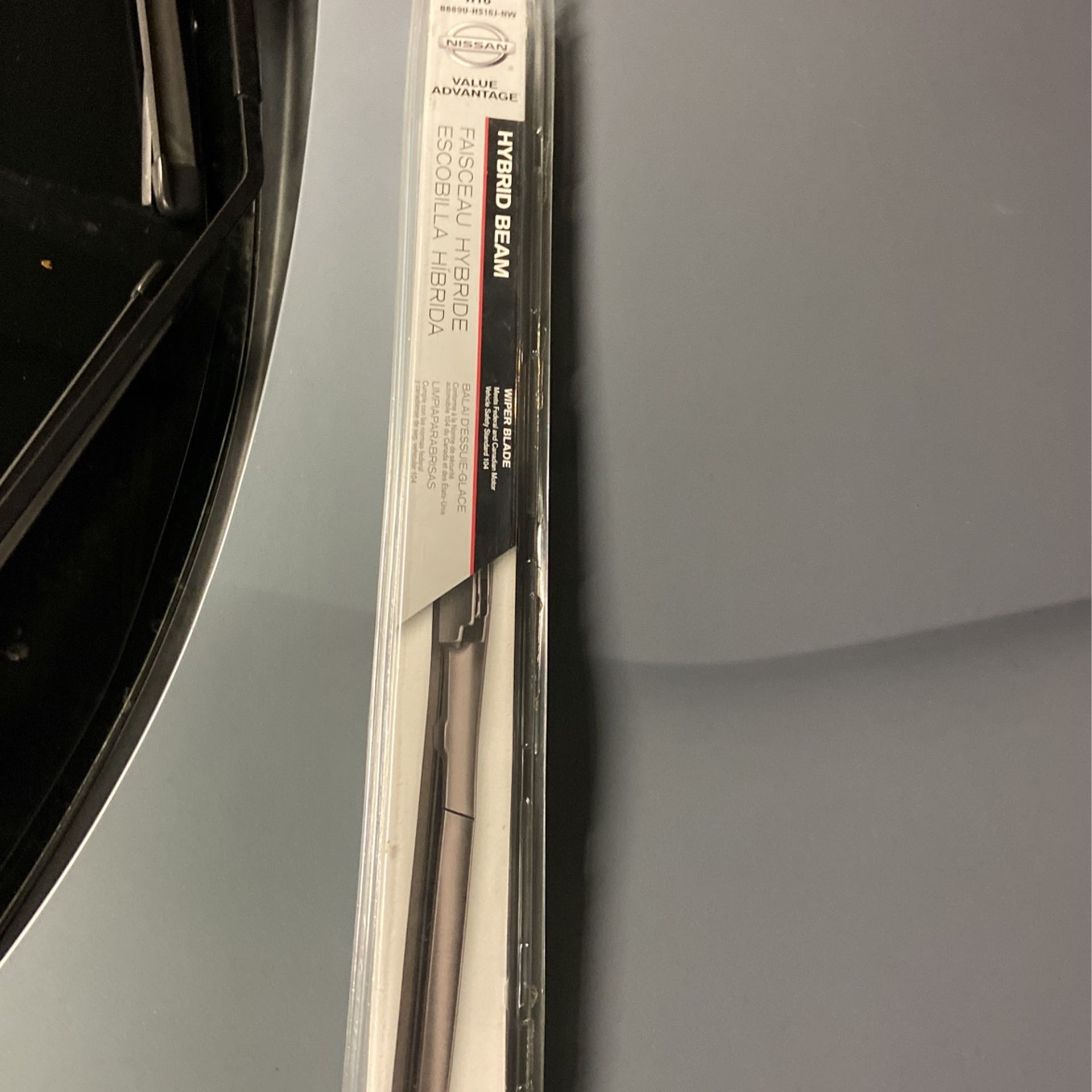 2016 Genuine Nissan Altima Wiper Blade