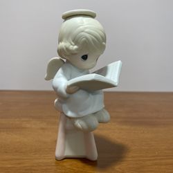 Precious Moments “Sitting Pretty”