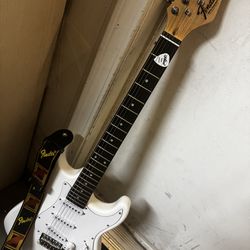 Stratocaster-style Electric guitar
