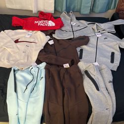 brand new nike techs and nike hoodies with tag