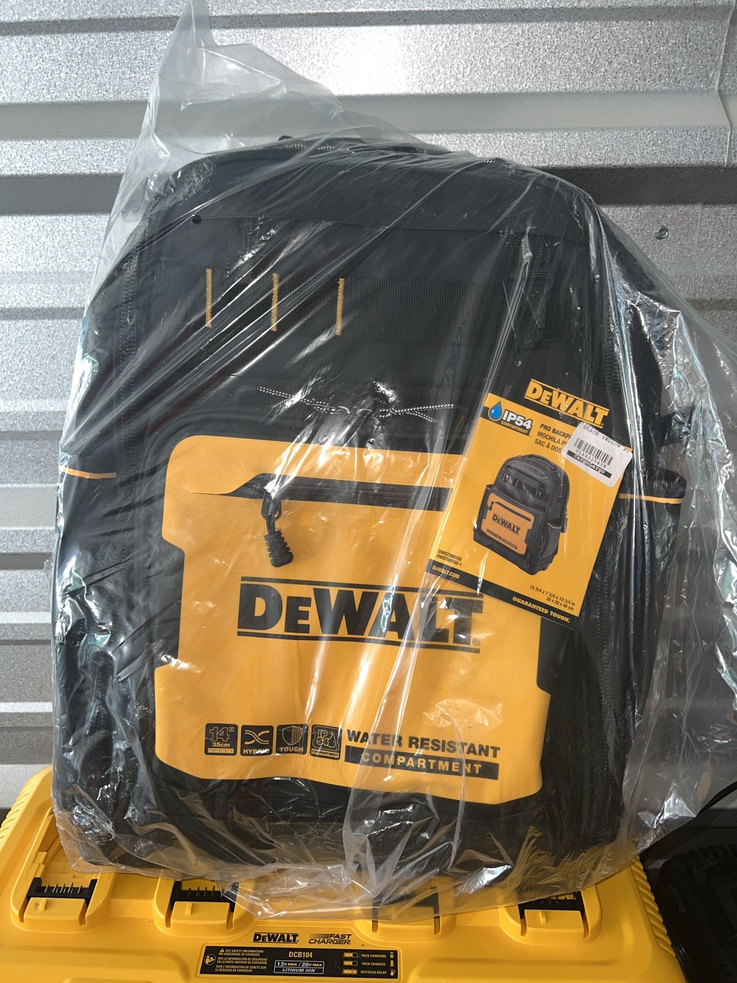 New Waterproof Dewalt Tool Backpack