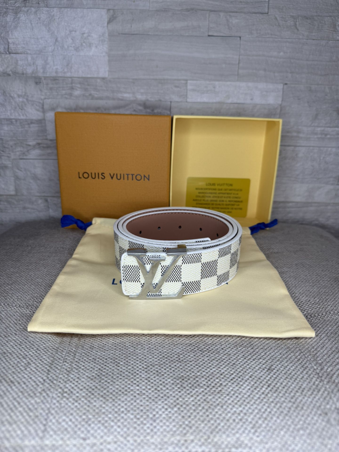Lv White Checkered Belt (silver Buckle)