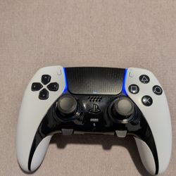 DualSense Edge Controller With TMR
