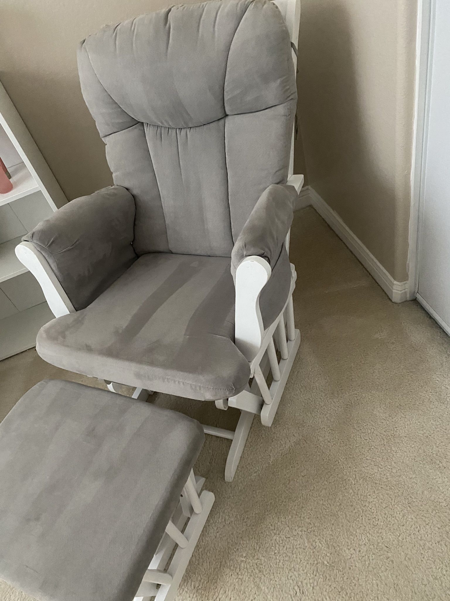 Rocking Chair Gray & White