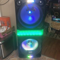 Bluetooth Speaker With neon Lights Like $300.00  Only Used A Few Times 