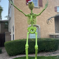 12 Foot Skeleton Christmas The Grinch