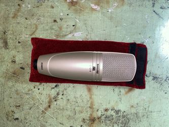 Shure KSM44 large diagram condenser microphone