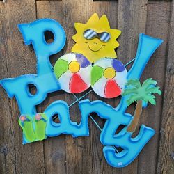 Metal Pool 🏝 Party Wall Sing Decoration. $55 cada uno.