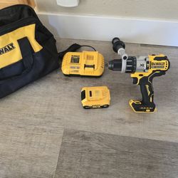 DEWALT XR POWER DETECT 1/2-in 20-volt Max Variable Brushless Hybrid Cordless Hammer Drill (1-Battery and Charger Included)