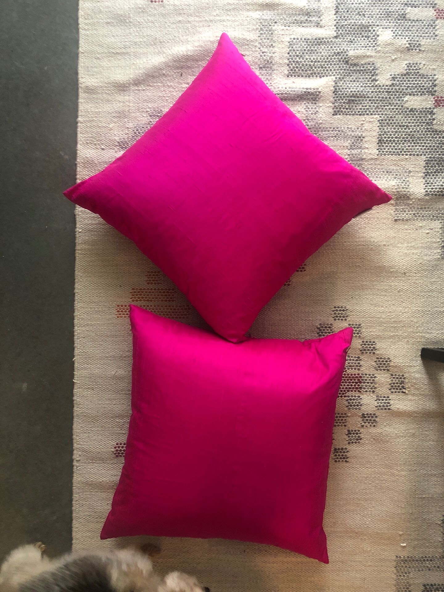 2 pink 18x18 pillows