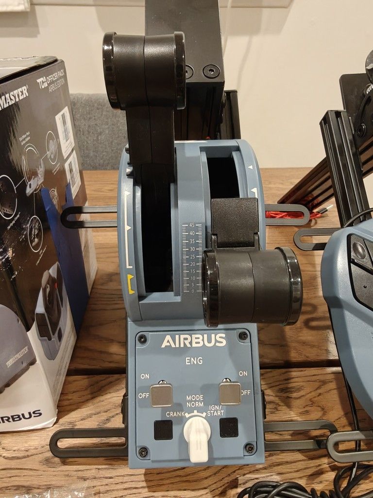 Thrustmaster TCA Officer Pack Airbus Edition With Mounting