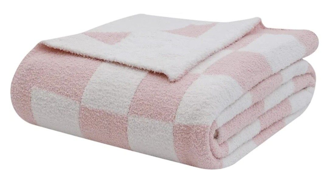 Checkered Blanket - Reversible Soft Cozy Fuzzy Pink Blanket, 350GSM Warm Fluffy Throw Blanket for Couch, Bed, Travel (50" x 60")

