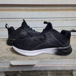 Puma Black Shoes Size 5.5y