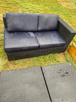 Outdoor loveseats