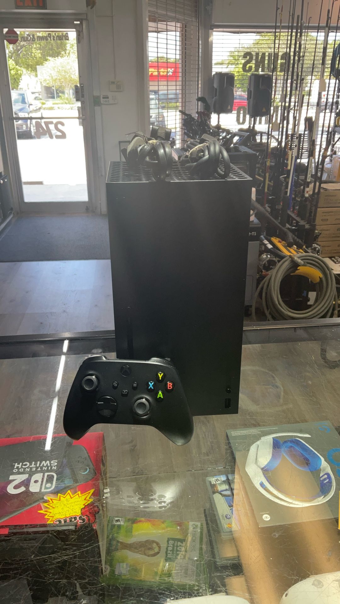Xbox Series X 1882 1TB Disc Version…MINT!!! Factory Reset Ready To Use